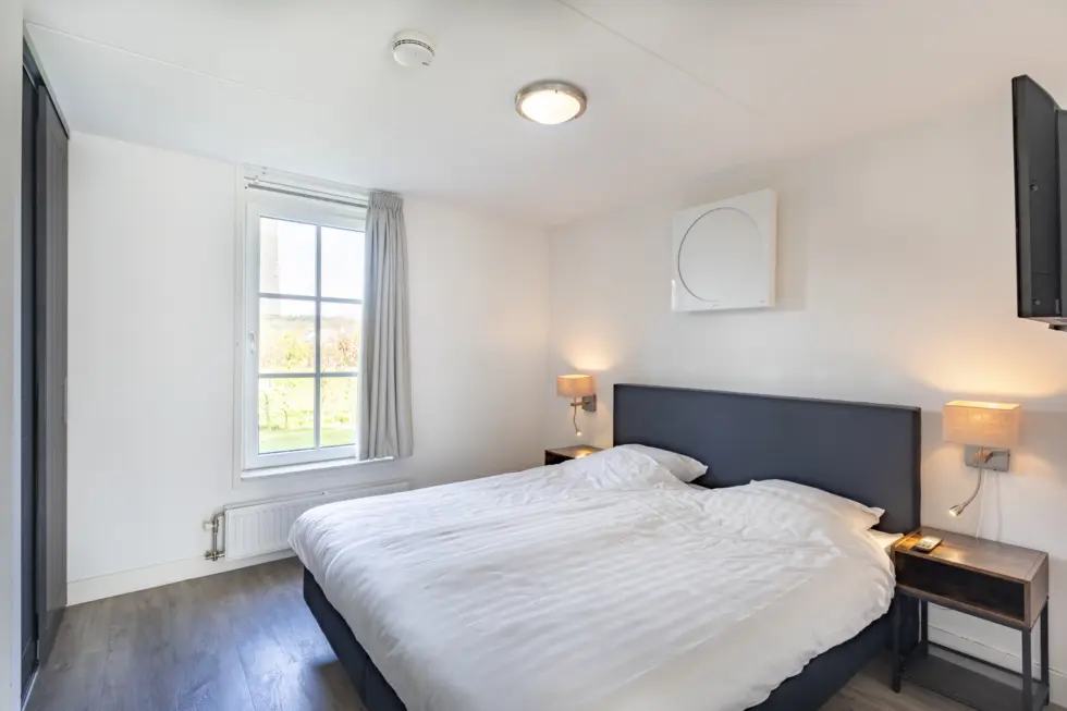 masterbedroom beneden