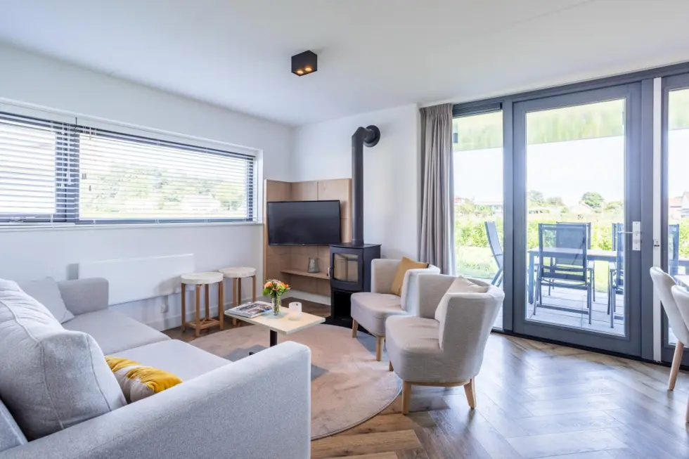 zithoek met houtkachel